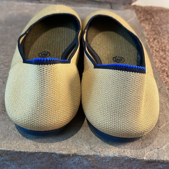 🤩Rothy’s🤩 - Picture 4 of 12